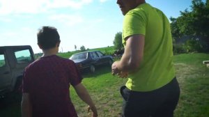 ДАЛ школьнику 500 000 тыс РУБ! ЧТО ОН КУПИТ