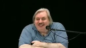 Космический корабль на обратной стороне Луны