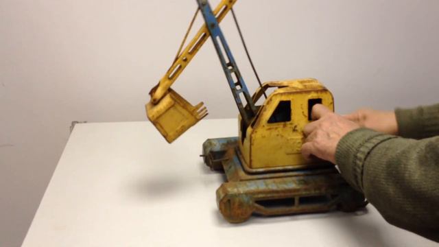 Экскаватор СиМ игрушка металл СССР смотреть онлайн