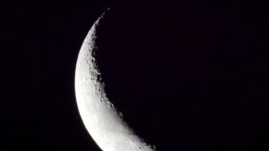 Cresent Moon, MTO 1000A, 1100mm f10.5 on GH4