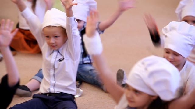 ТАНЕЦ ПОВАРЯТ! "Варись, кашка!" смотреть онлайн