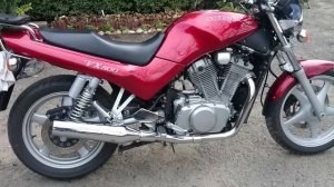 Suzuki VX800 walk around & sound