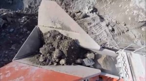 Работа роторной дробилки Terex Finlay I 140 в  карьере Quarry