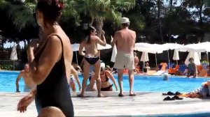 Танцы у бассейна ULUSOY KEMER HOLIDAY CLUB
