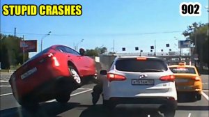 Stupid crashes 902 July 2024 car crash compilation