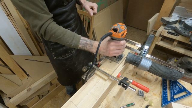 Hinges and Wheels || Secret Hidden Bookcase Part 2 смотреть онлайн