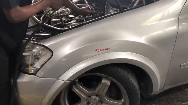 Mercedes ML Airmatic with Schrader Valve Mod