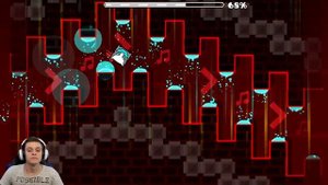 За каждый срыв - удар КУЛАКОМ по лицу. Пытаюсь не быть психом в Geometry Dash.