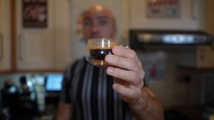 Niche Zero vs DF64 (with SSP cast burrs). | Espresso and pour over test.