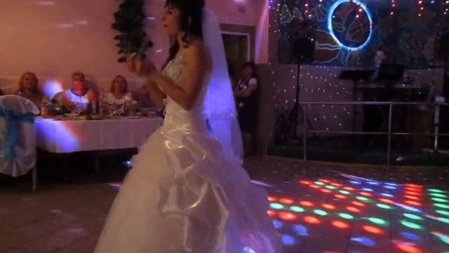 Свадебный подарок мужу.Без слез не обойтись смотреть онлайн