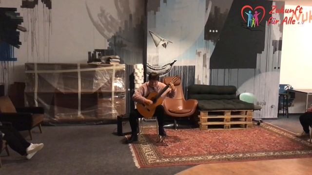 Гитарная студия Zukunft für Alle смотреть онлайн