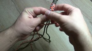 Как сделать из паракорда простой темляк, брелок, браслет  - узлом "Змея" \ DIY "Snake" knot