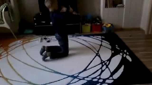 Мой брат танцует брейк смотреть онлайн