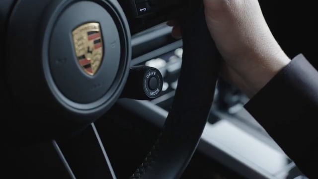 2021 Porsche 911 Turbo S - Driving, Interior смотреть онлайн