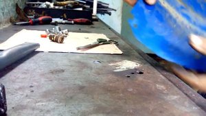 Бытовые хитрости. Как при помощи пластиковой канистры отремонтировать текущий кран.