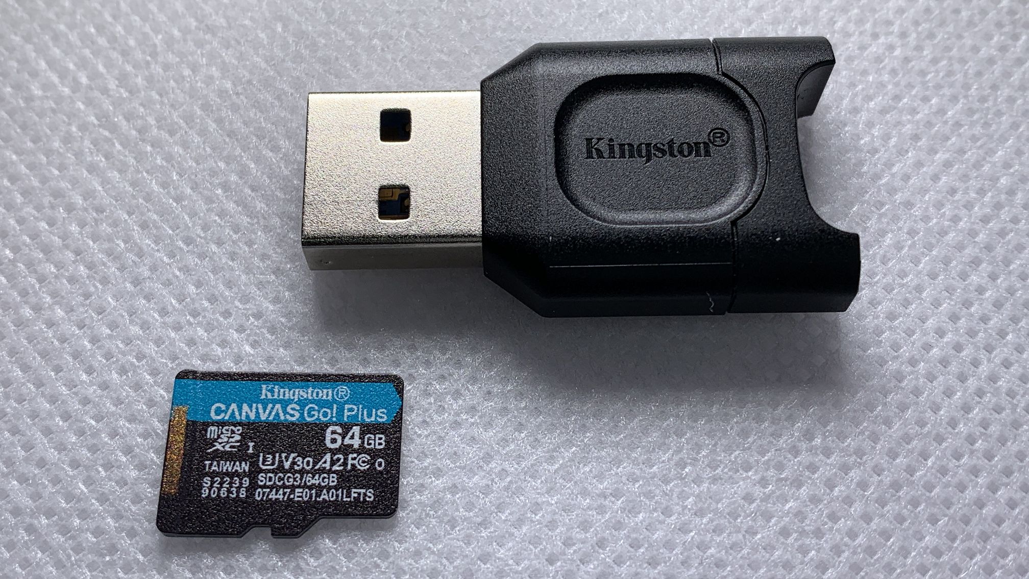 Kingston canvas v90. Kingston Canvas go Plus. Kingston Canvas go Plus 128 ГБ. Kingston MOBILELITE Wireless g3 разбираем. Kingston Canvas go 512 Mini.