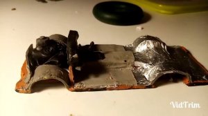 я делаю ладу ваз 2107 из пластилина