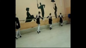 Урок народно-характерного танца