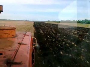 вспашка зяби на дт-175 м