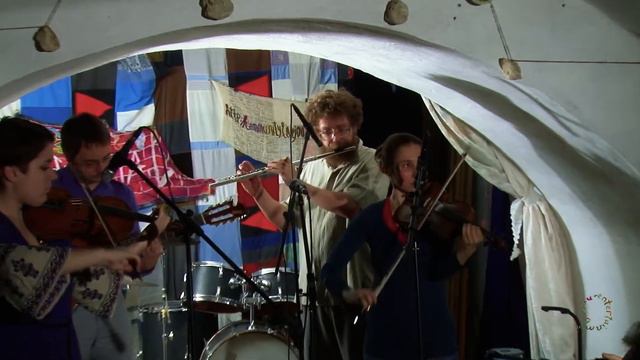 ЛАКОЧА ЕВРЕЙСКИЙ НИГУН смотреть онлайн