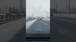 Как правильно тормозить на зимней, скользкой дороге