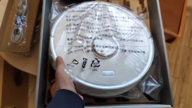 Roborock S5 Max Xiaomi умный робот пылесос. Продолжение рубрики умный дом от компании Xiaomi смотреть онлайн