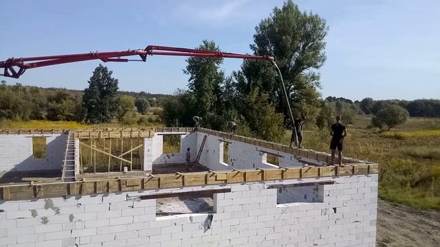 Монтаж армопояса по газоблоку, приём бетона