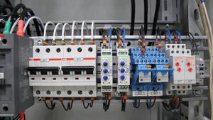 Реле контроля напряжения в АВР