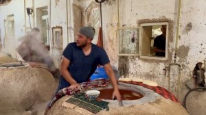 Как пекут самаркандские лепёшки