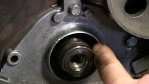 1.9 turbo diesel снимаем и устанавливаем сальник коленвала часть 12