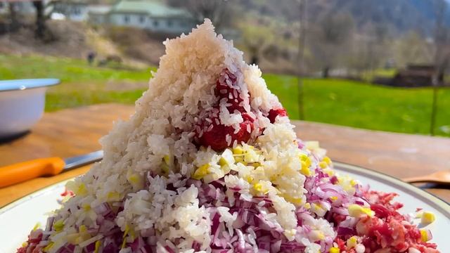 This is how We Stuff the Stomach in the Village of Azerbaijan! We cook and Live in the Mountains смотреть онлайн