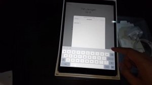 UNBOXING 2017 Apple iPad Pro 10.5 inch (Bahasa Indonesia)