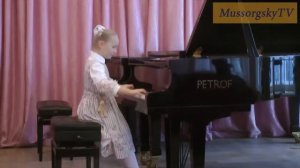 Новицкая Настя, 7 лет. Д. Шостакович "Шарманка"