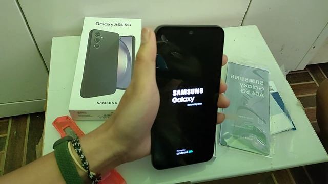 Unboxing Samsung galaxy A54