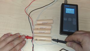 Не дорогие оригинальные аккумуляторы LG HD2 с Алиэкспресс.avi