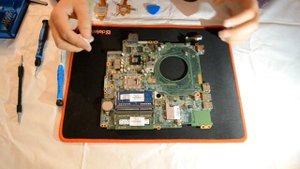 Разборка сборка и чистка HP Pavilion 15-p110nr (Cleaning and Disassemble HP Pavilion 15-p110nr)