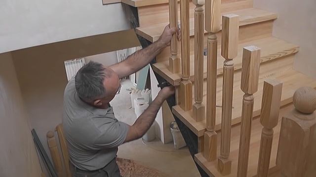 Как крепить балясины. Как закрепить балясины ровно и прочно.