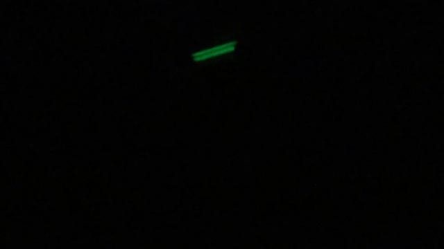 Светящийся брелок без батареек. Светит 10 лет NITE TRITIUM GLOWRING