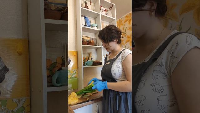 Ананасовые чипсы смотреть онлайн