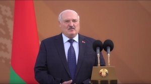 Лукашенко: "Уезжать-то уезжают, а зубок вылечить они к нам едут - там дороговато!!!"