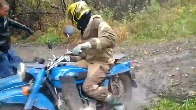 Мотоцикл Урал покатушки по лесу , Днепр карбюраторы пз30 Урал смотреть онлайн