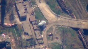 ???? Российские военные показали уничтожение украинского танка