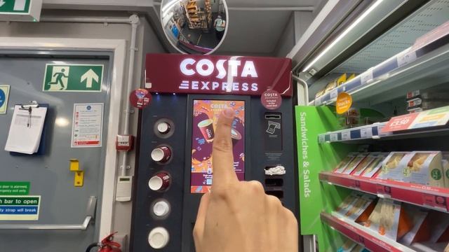 Продуктовый магазин у дома в Лондоне смотреть онлайн