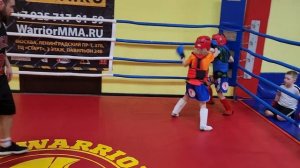 Кикбоксинг дети! Денис 6 лет - Андрей 7 лет. Спарринг. Тренировка.