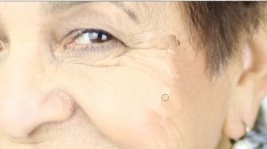 Как убрать морщины на фото