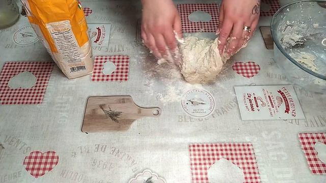РОЗМАРИНОВЫЙ ХЛЕБ | ПРОСТЕЙШИЙ РЕЦЕПТ без заморочек ! Ароматный, воздушный и хрустящий!