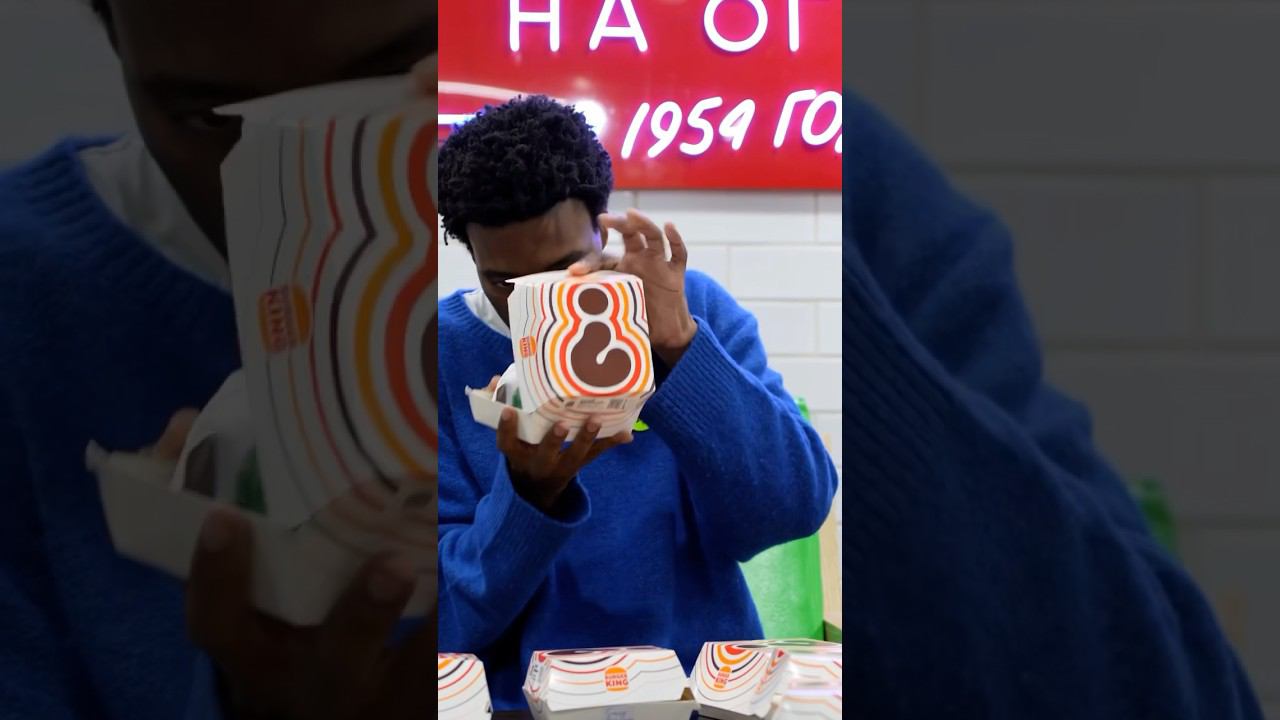 1 из 9 будет вашим! Теперь в Мистери Комбо шанс получить премиальный бургер стали выше. смотреть онлайн