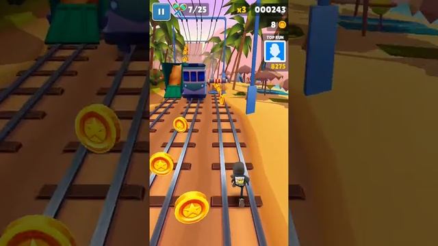 Играем в игру сабвей сёрф. И сделайте звук громче! смотреть онлайн