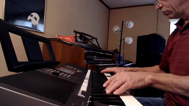 Cheap Thrills Cover смотреть онлайн