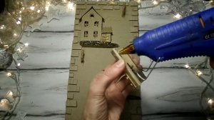 Из картона-ключница с домиками